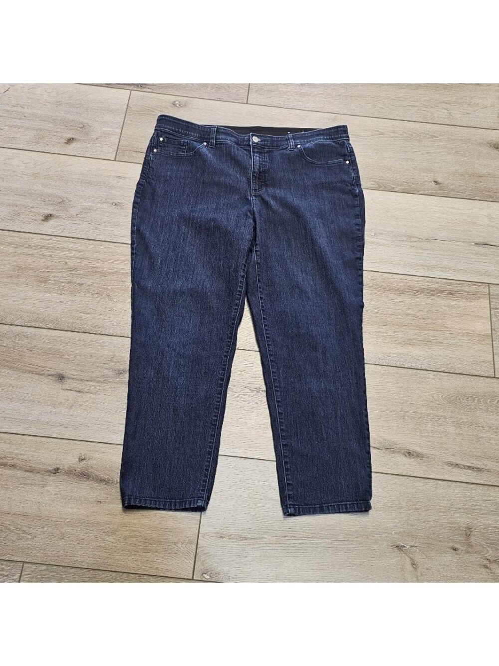 Chicos Size 3 So Slimming Straight Leg Ankle Jeans Short Dark Wash Blue 39x25”